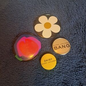 Marc Jacobs Colorful Button Collection: Set Of 4